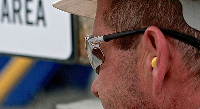 Australian tradies exposed to excess noise levels at work